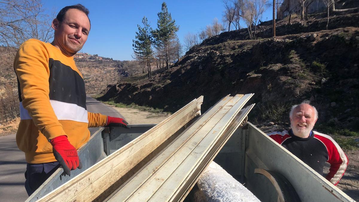 La iniciativa ha permitido continuar limpiando la zona afectada por el incendio.