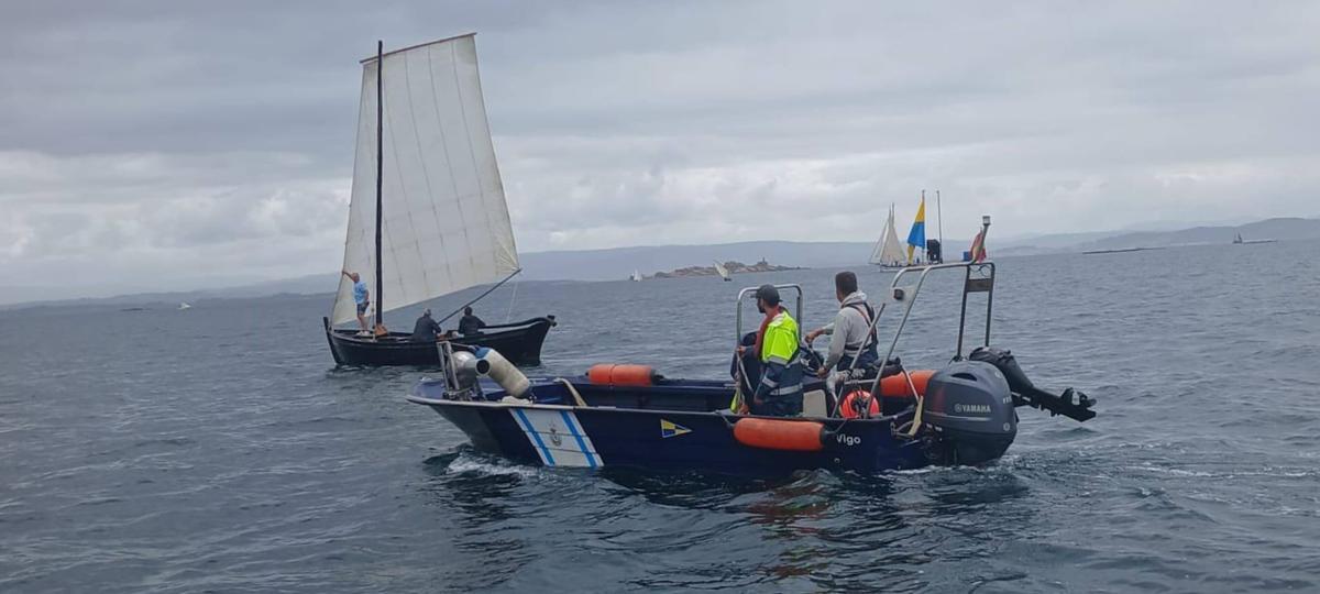 Una de las lanchas de pequeño porte de Gardacostas durante una salida