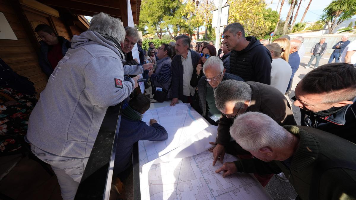 Los vecinos han tenido la oportunidad de conocer los detalles del PGOU y cómo afecta a su propiedad.