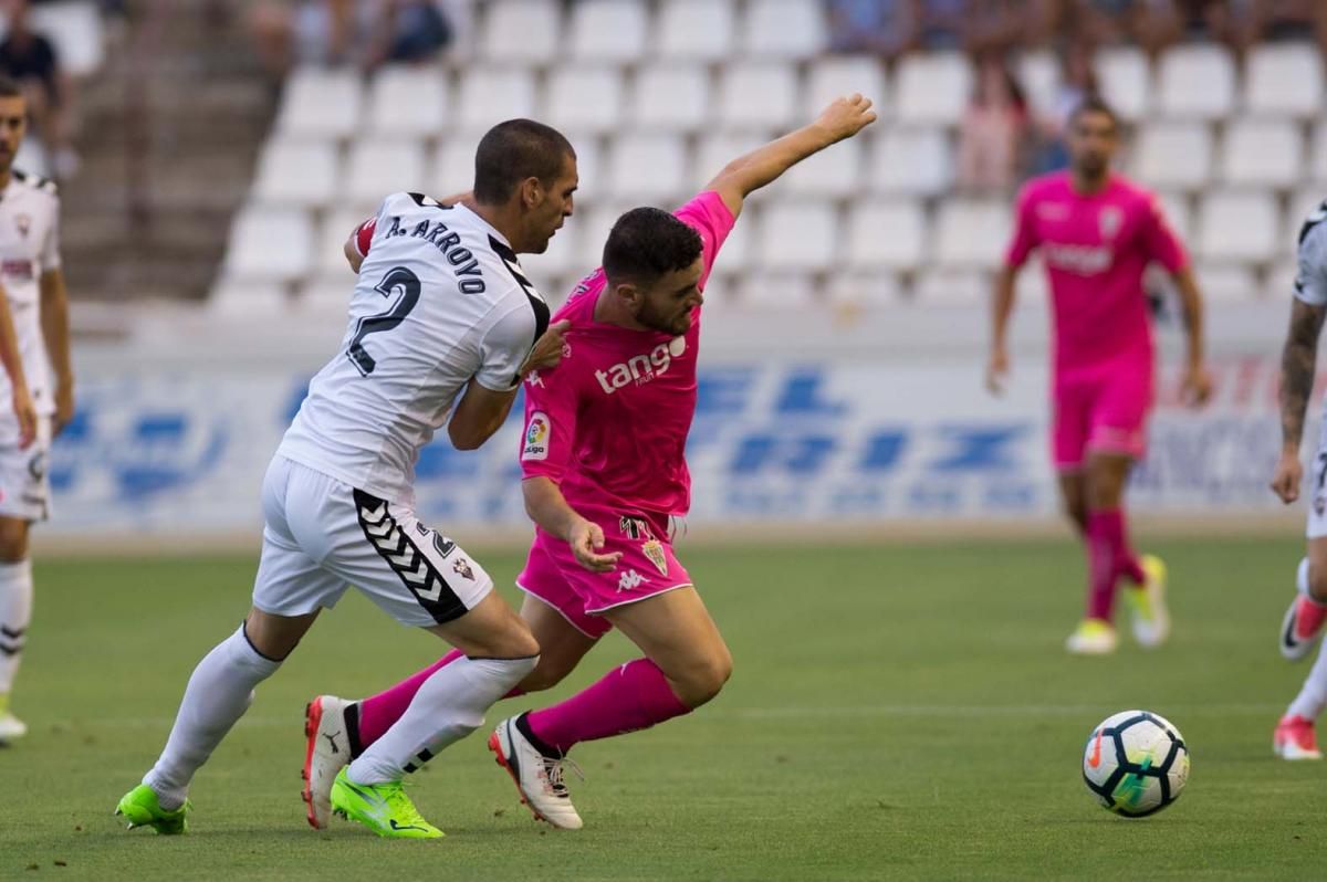 FOTOS: El Córdoba CF golea al Albacete.