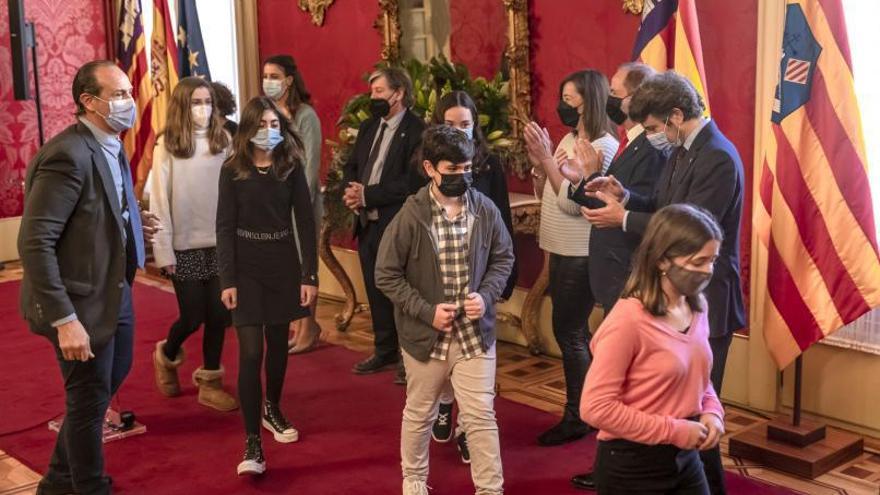 El acto institucional conmemoró en la Cámara balear el XXXIX aniversario del Estatut d’Autonomia.