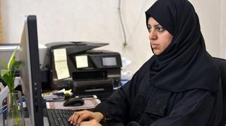 Las mujeres saudís se preparan para las primeras elecciones en que se les permite participar