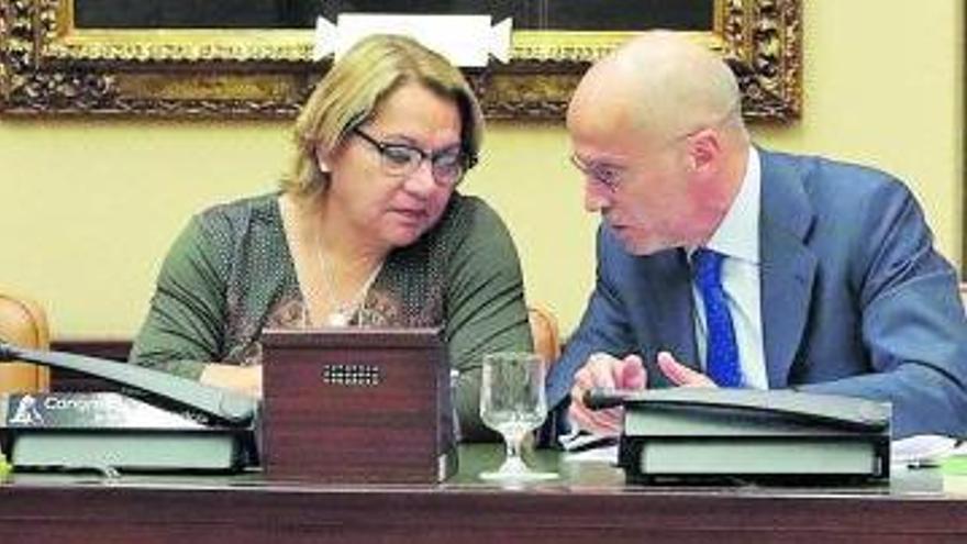 Meri Pita, en l a Presidencia de la Comisión del JK 5022.