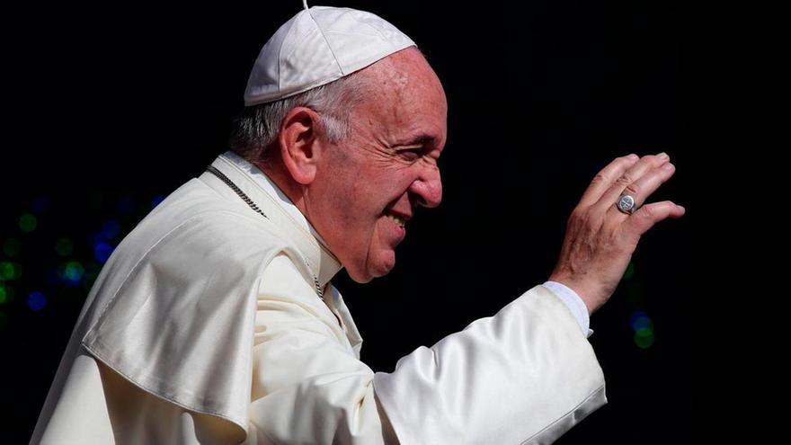 El Vaticano llega a First Dates: un pariente del Papa Francisco busca el amor
