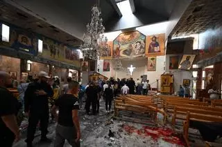 Al menos 20 muertos en un ataque atribuido al Estado Islámico contra una iglesia de Damasco
