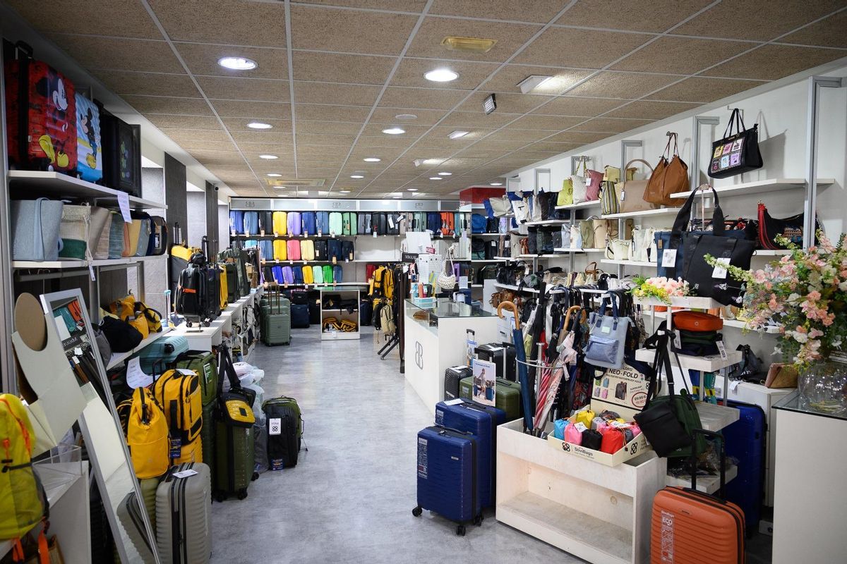 Interior de la tienda Berlogui.