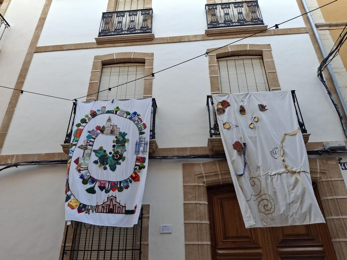 "Art al Vent" en Gata: arte ondulante y un mural deslumbrante (imágenes) "Art al Vent" en Gata: arte ondulante y un mural deslumbrante (imágenes)