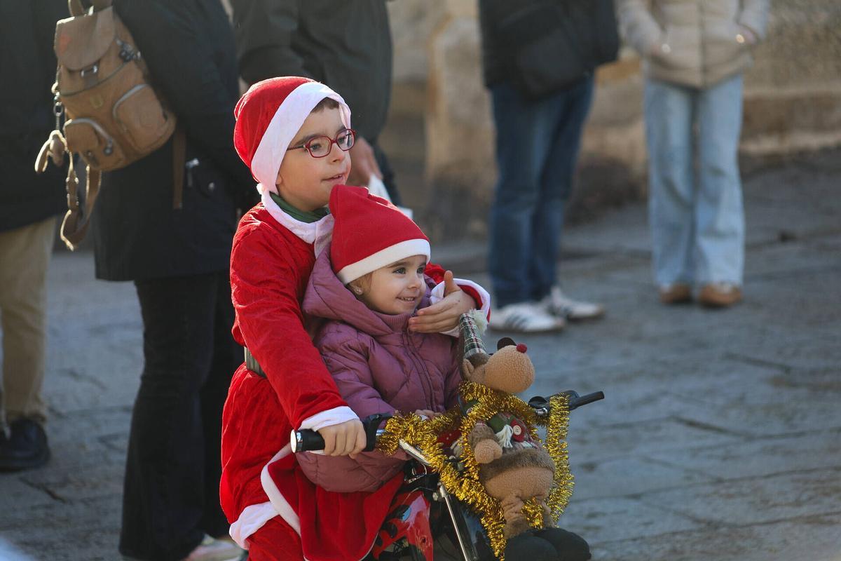 Zamora. Plaza Mayor. Papanoelada motera.