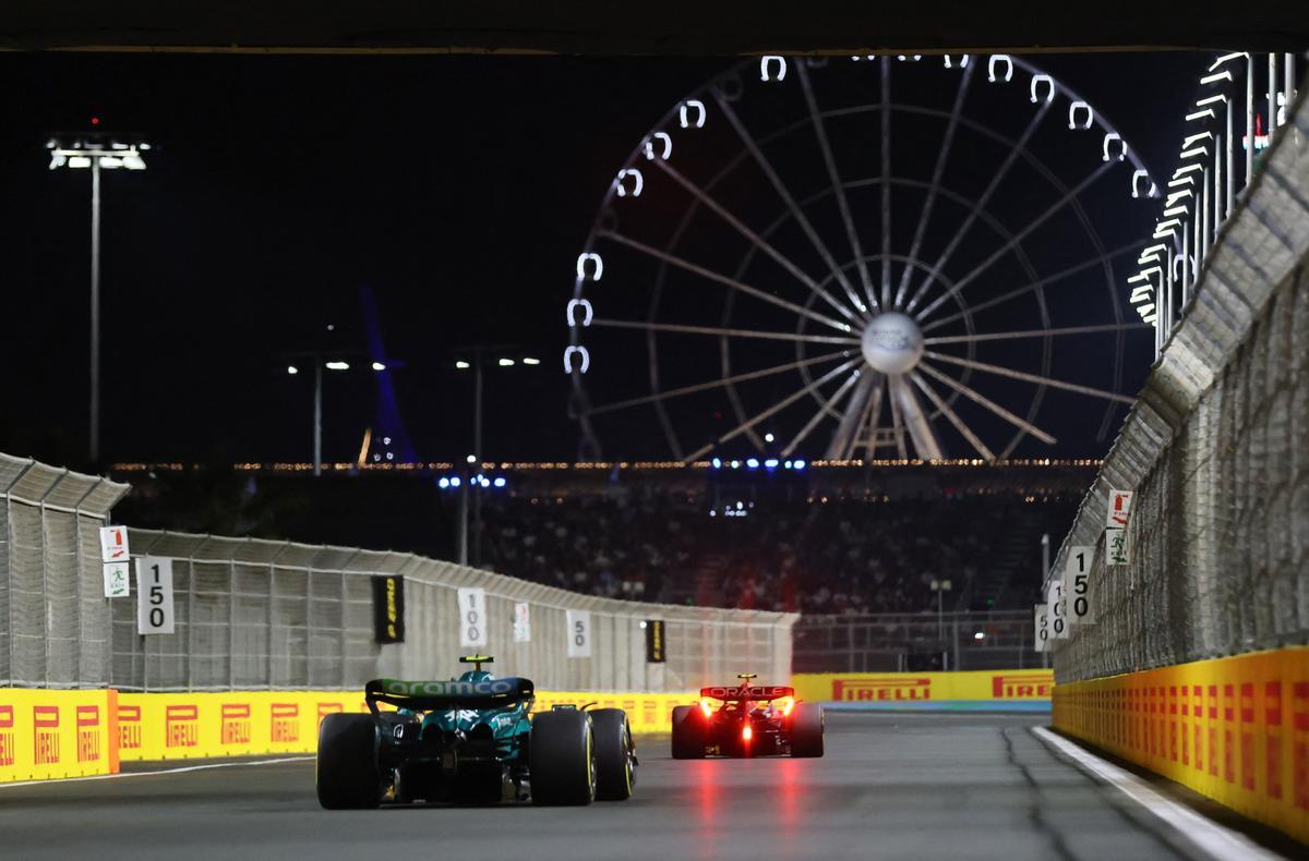 Fernando Alonso, piloto español de Aston Martin, durante el GP de Arabia Saudí.