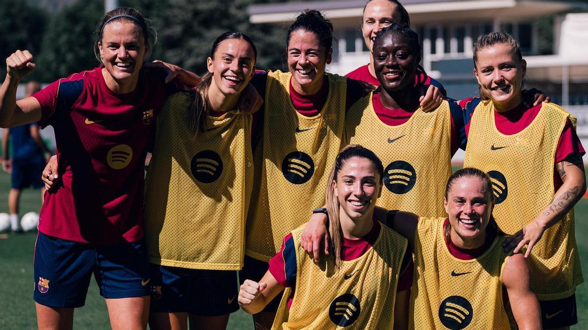 Las jugadoras del Barça femenino posan este viernes en Andorra.