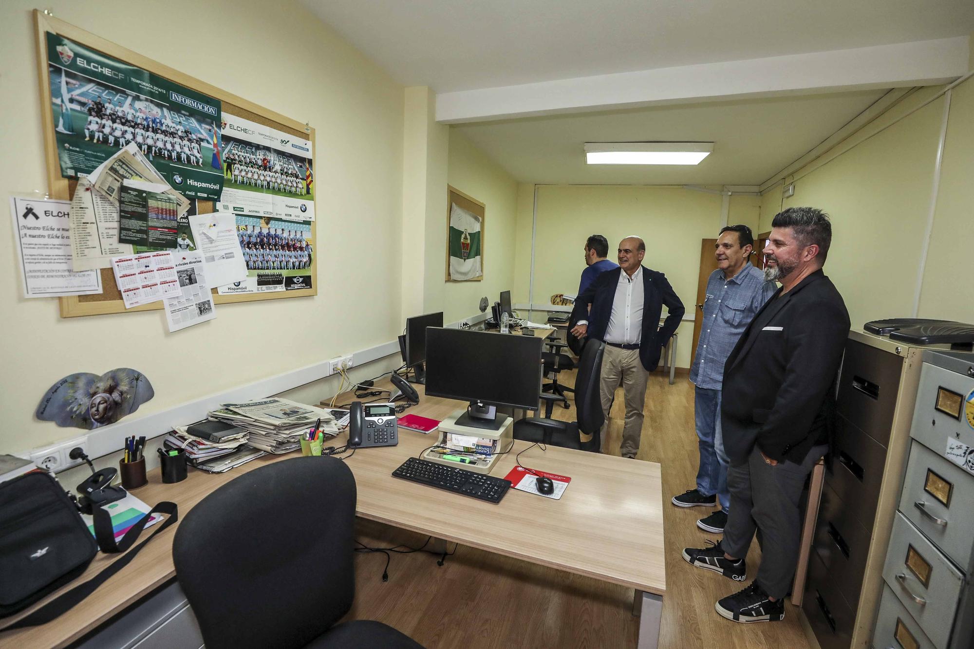 Visita Bragarnik dueño del Elche cf a la Redaccion de informacion en Elche