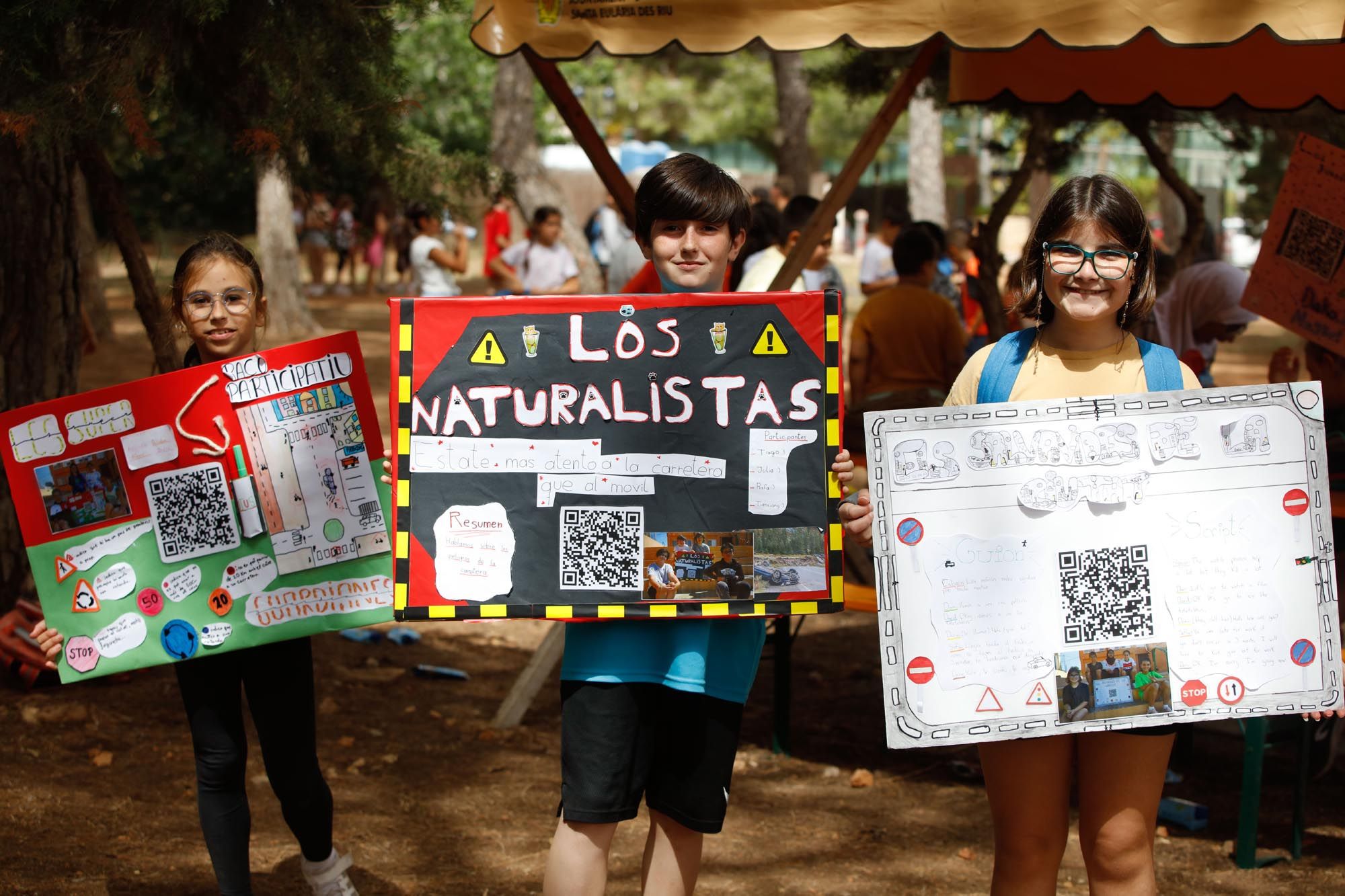 Alumnos presentan sus proyectos medio ambientales en el Palacio de Congresos de Santa Eulària