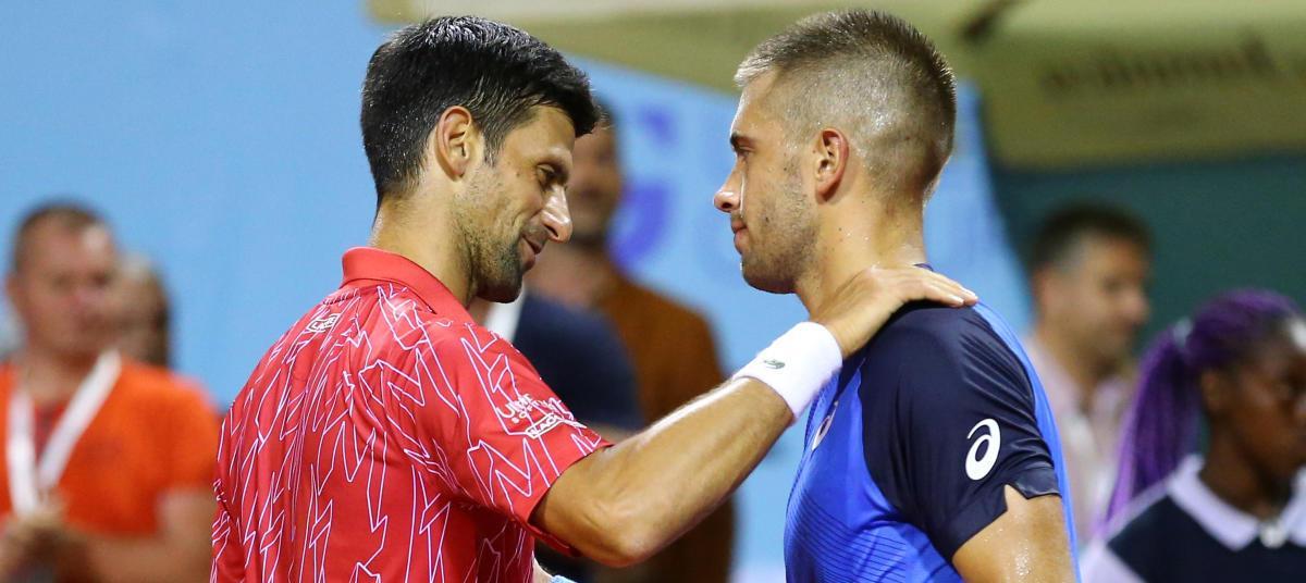 Djokovic saluda a Coric en el Adria Tour.