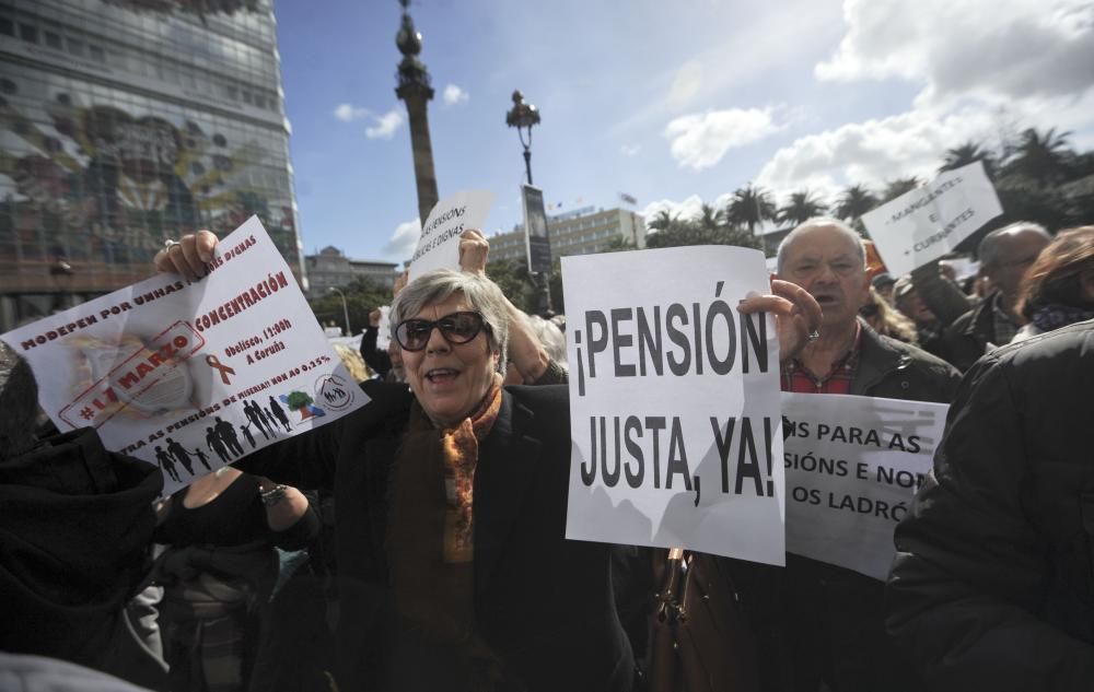 Manifestación por las pensiones en el Obelisco