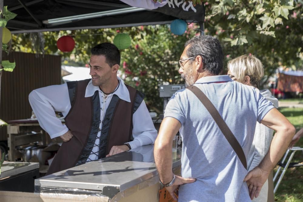 El parque de Barreiro acoge actividades y talleres para mayores y pequeños.