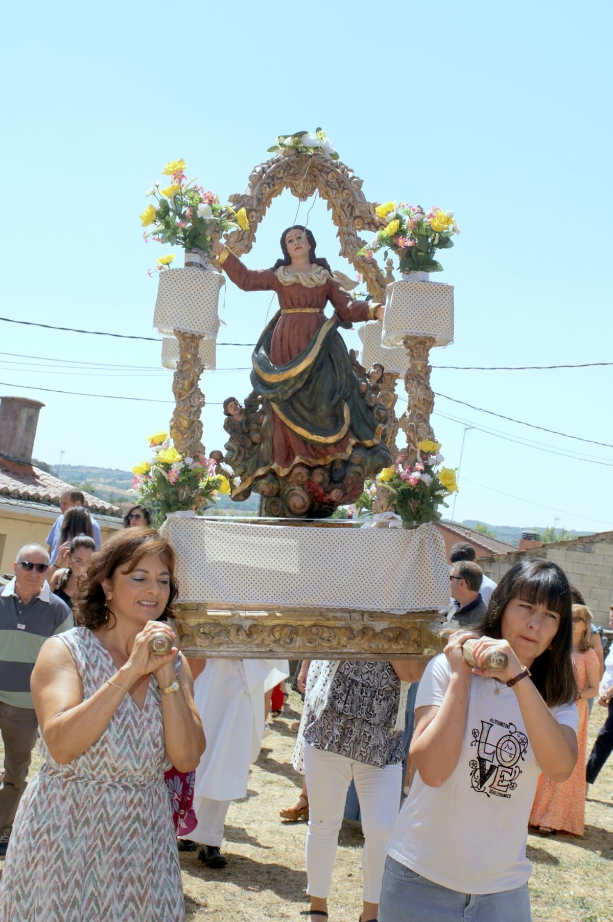 Procesión en Flores