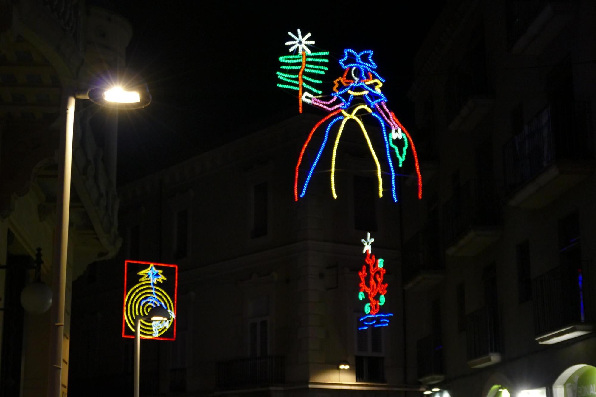 Figueres encén els llums de Nadal