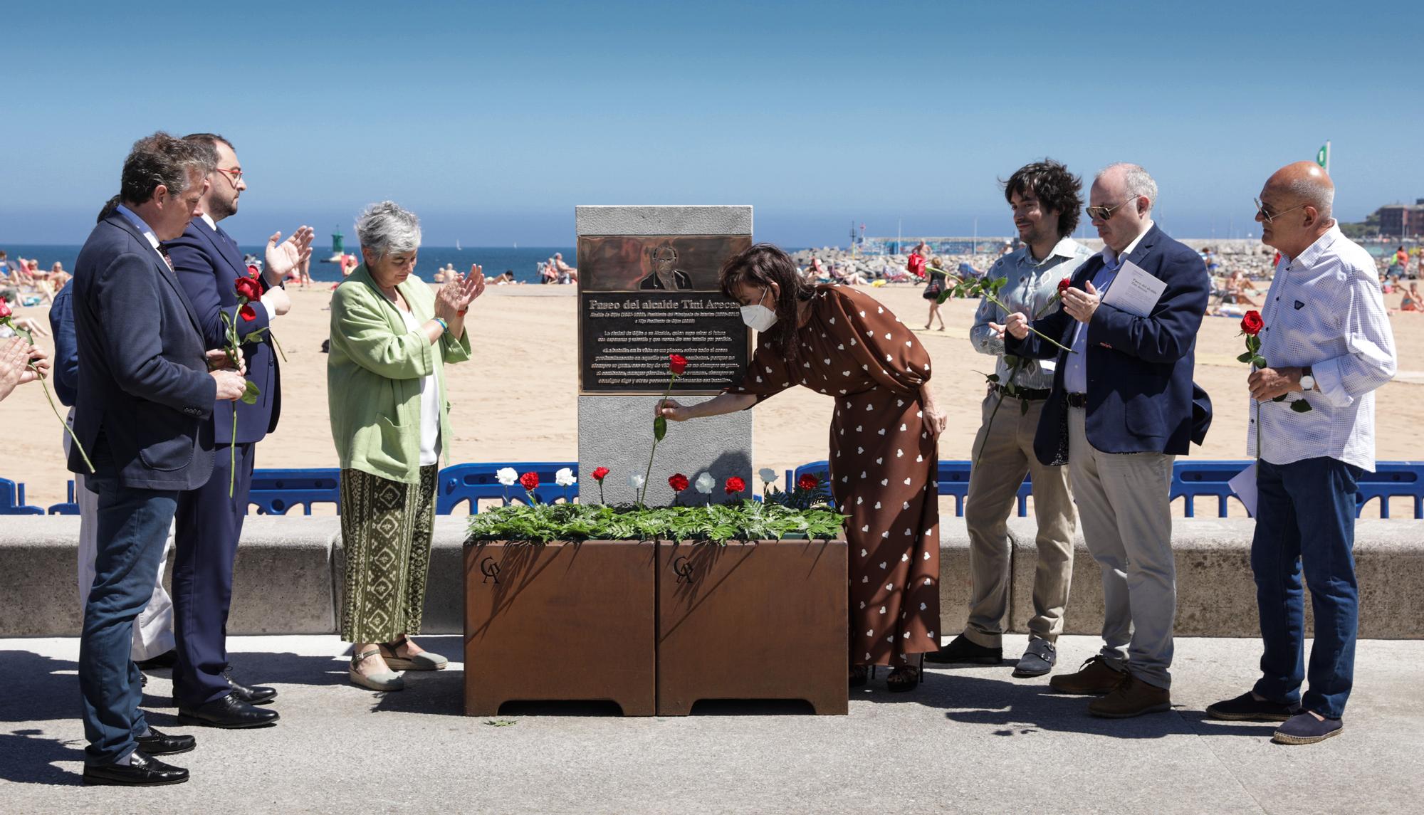 En imágenes: así fue el homenaje a Areces en Gijón