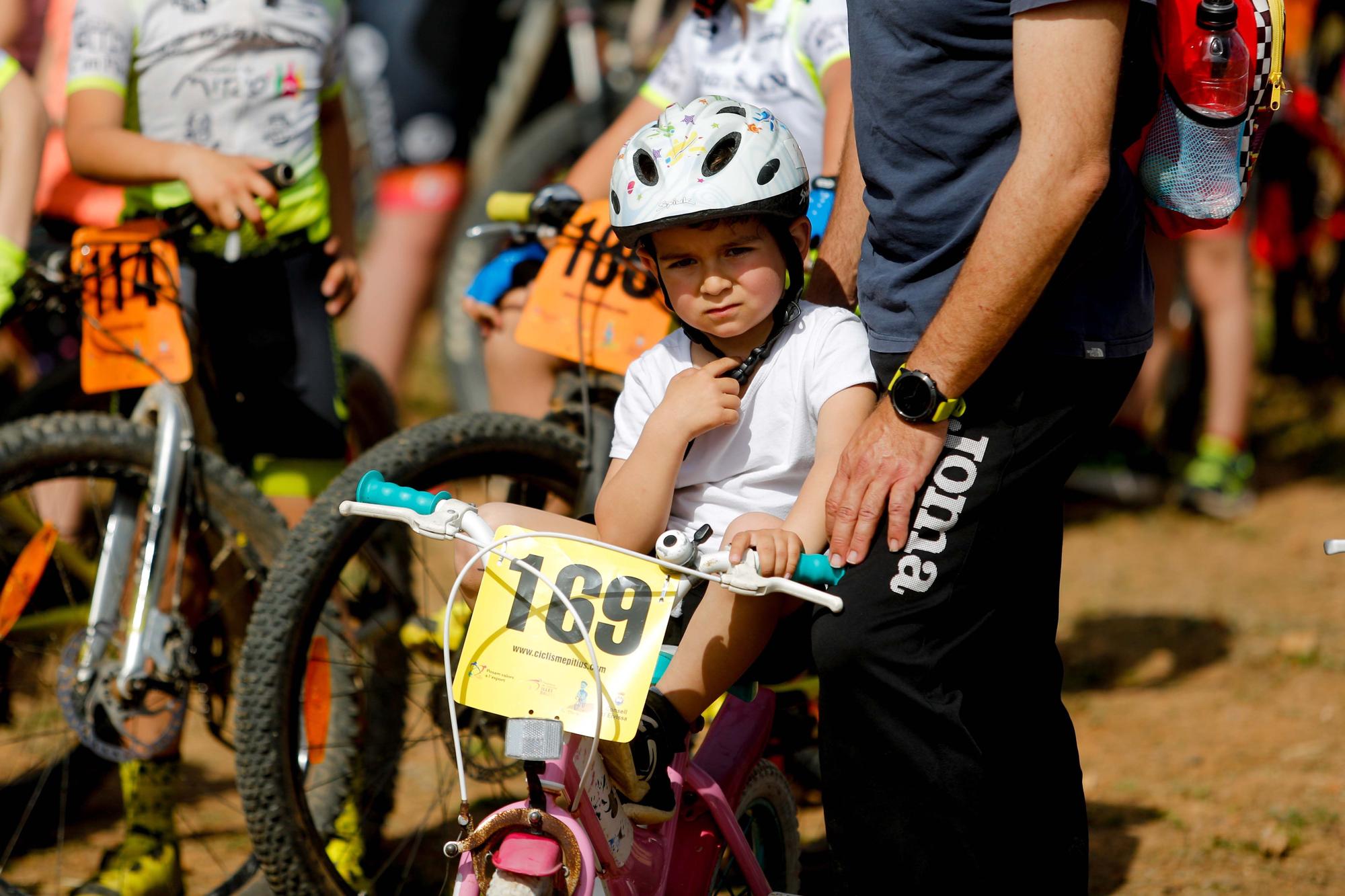 Los más pequeños de Ibiza aprenden a manejar con Bicykids