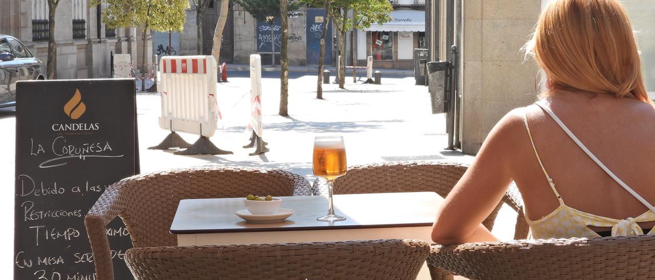 Esta cafetería limita el tiempo de estancia en la terraza, debido a las restricciones.