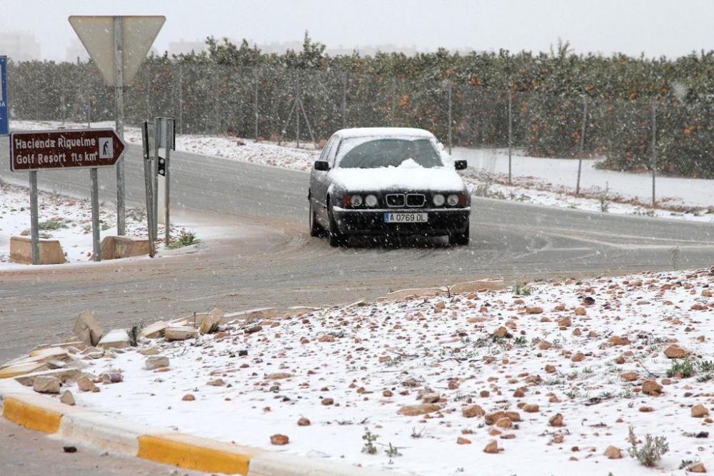 La nieve llega a San Javier, Balsicas y el Campo d