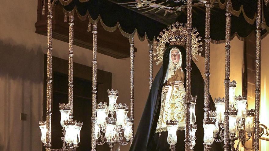 Poema y corona para  Nuestra Señora de la Soledad