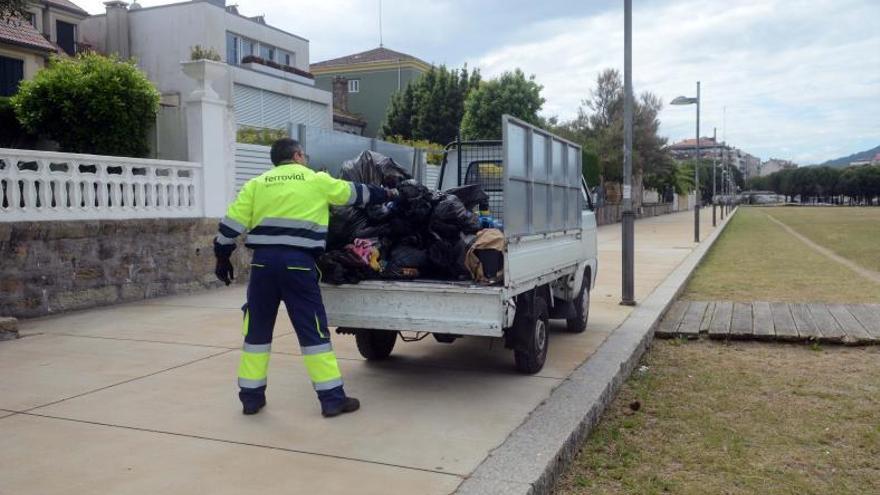 Maratoniana Mesa de Contratación para adjudicar el nuevo contrato de la basura de Vilagarcía