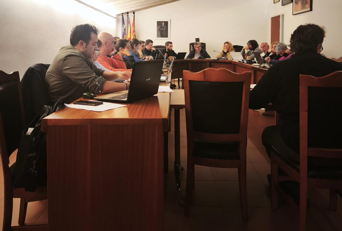 Un momento del pleno de sa Pobla.