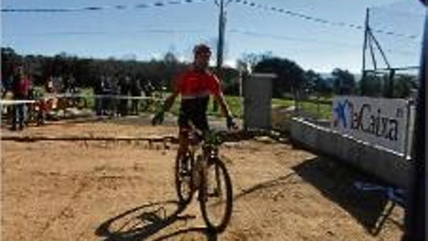 Èxit de la popular marxa de BTT de Llagostera amb 180 &quot;bikers&quot;