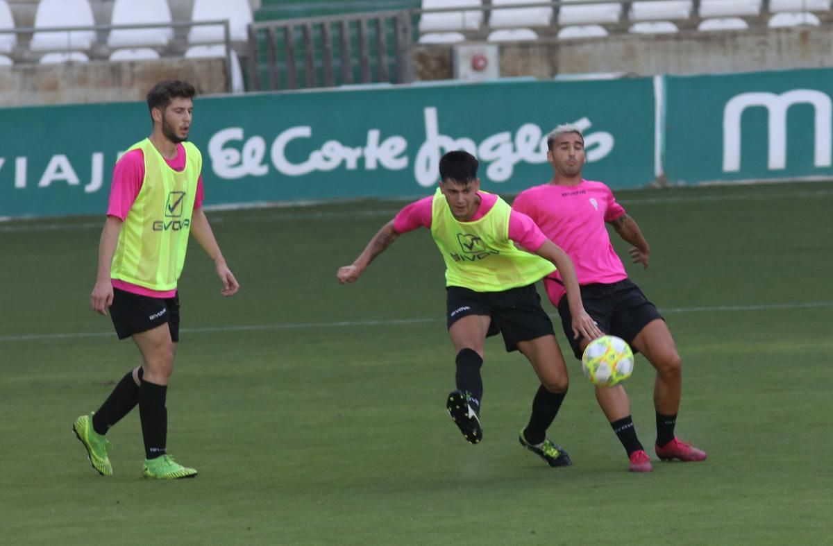 El Córdoba CF vuelve a jugar en El Arcángel