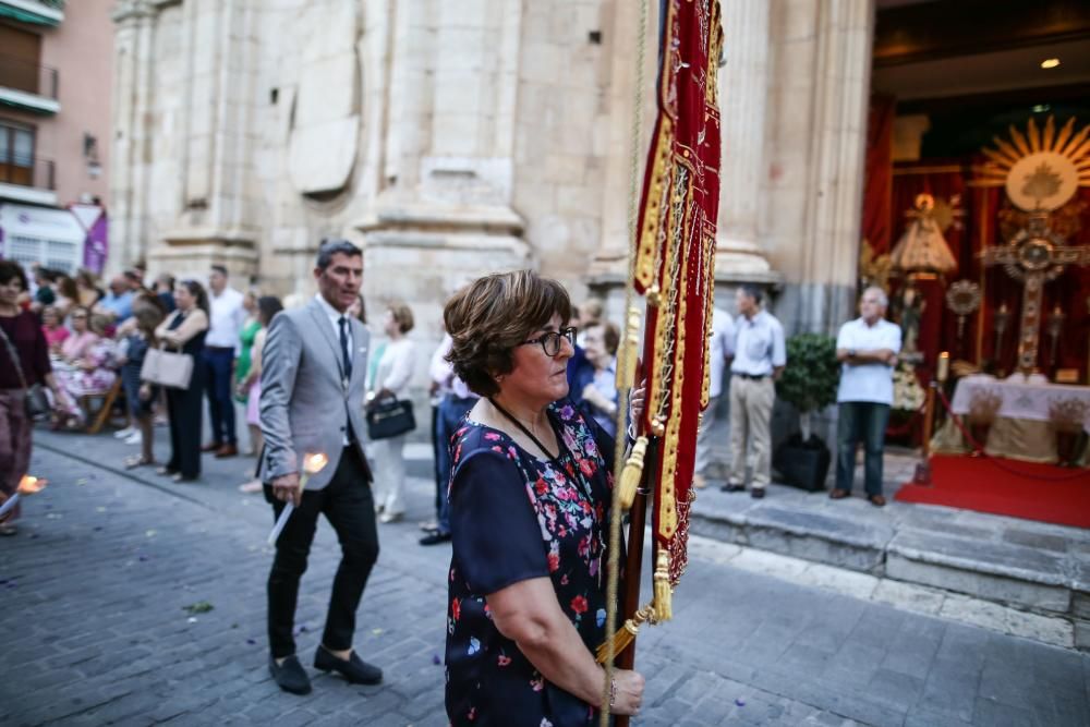 El obispo Jesús Murgui presidió la procesión