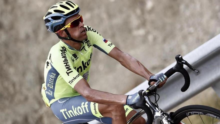 Contador espía la brutal subida de mañana de la Vuelta