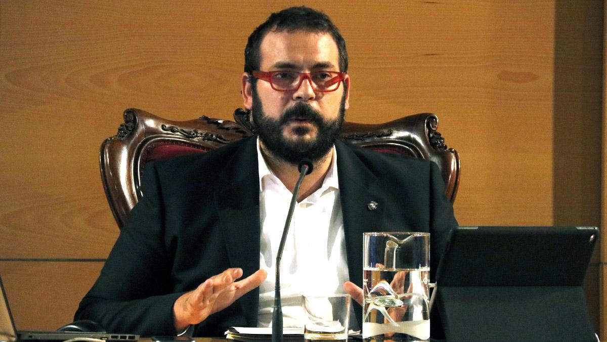L’alcalde de Mataró, David Bote, anuncia l’activació de l’operatiu electoral de cara a l’1-O, però avisava que si el TC tombava la llei del referèndum faria marxa enrere. 