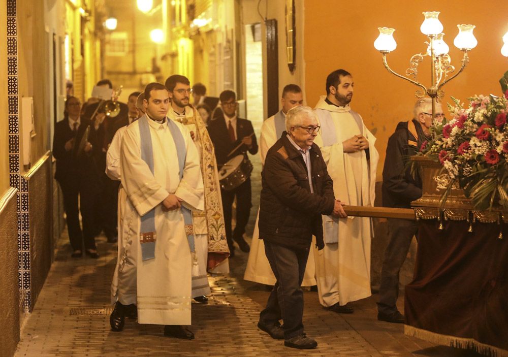 Procesión en Albalat dels Tarongers el día de su patrona.