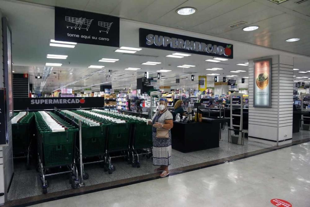 Lunes, 1 de junio | Abren en Málaga los centros comerciales