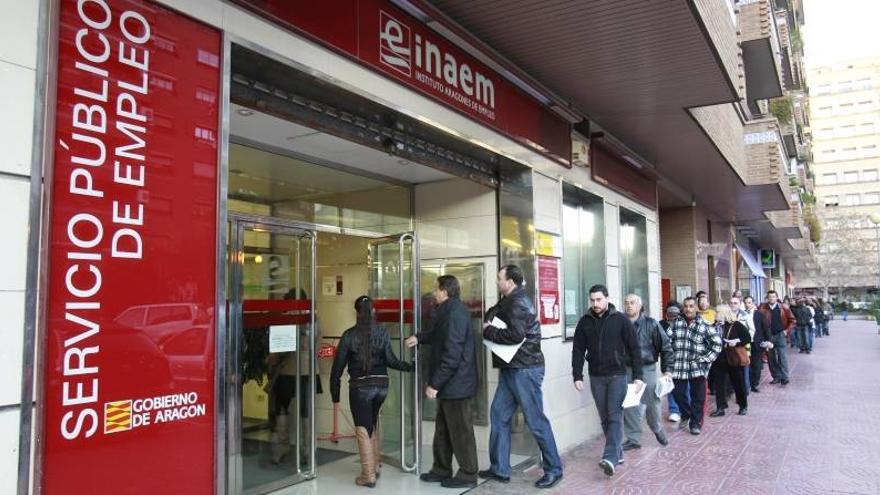 Los afectados por ERE bajan un 58% en el primer semestre