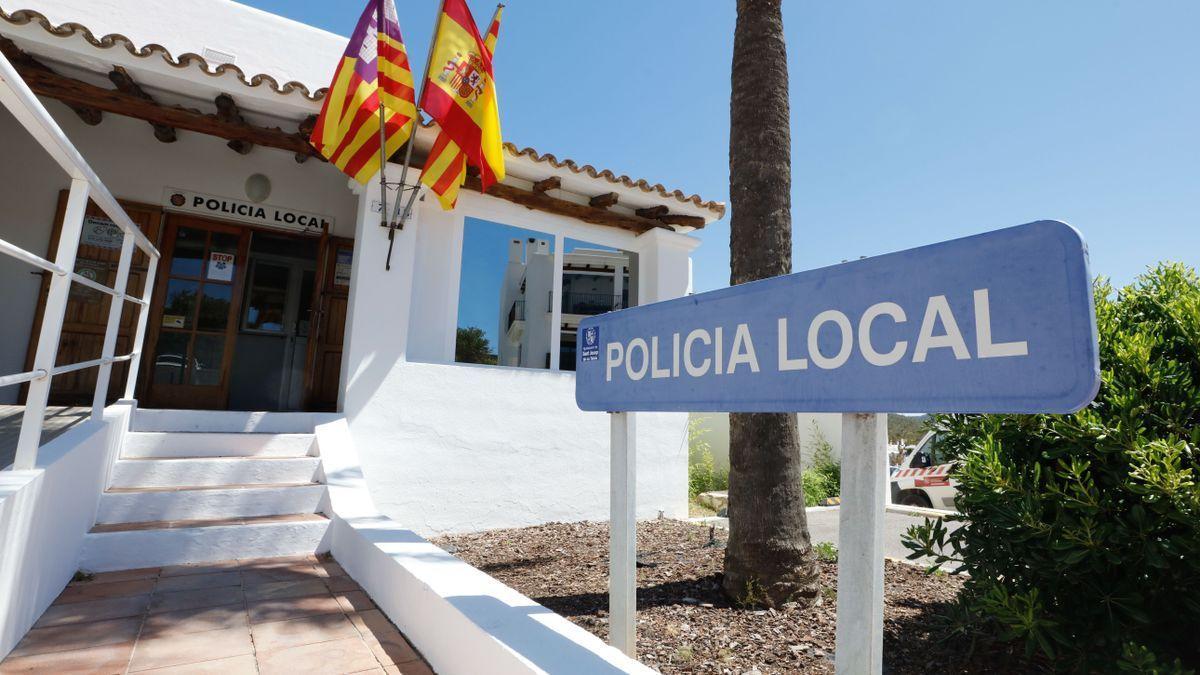 Imagen de archivo de la comisaría de la Policía Local de Sant Josep.