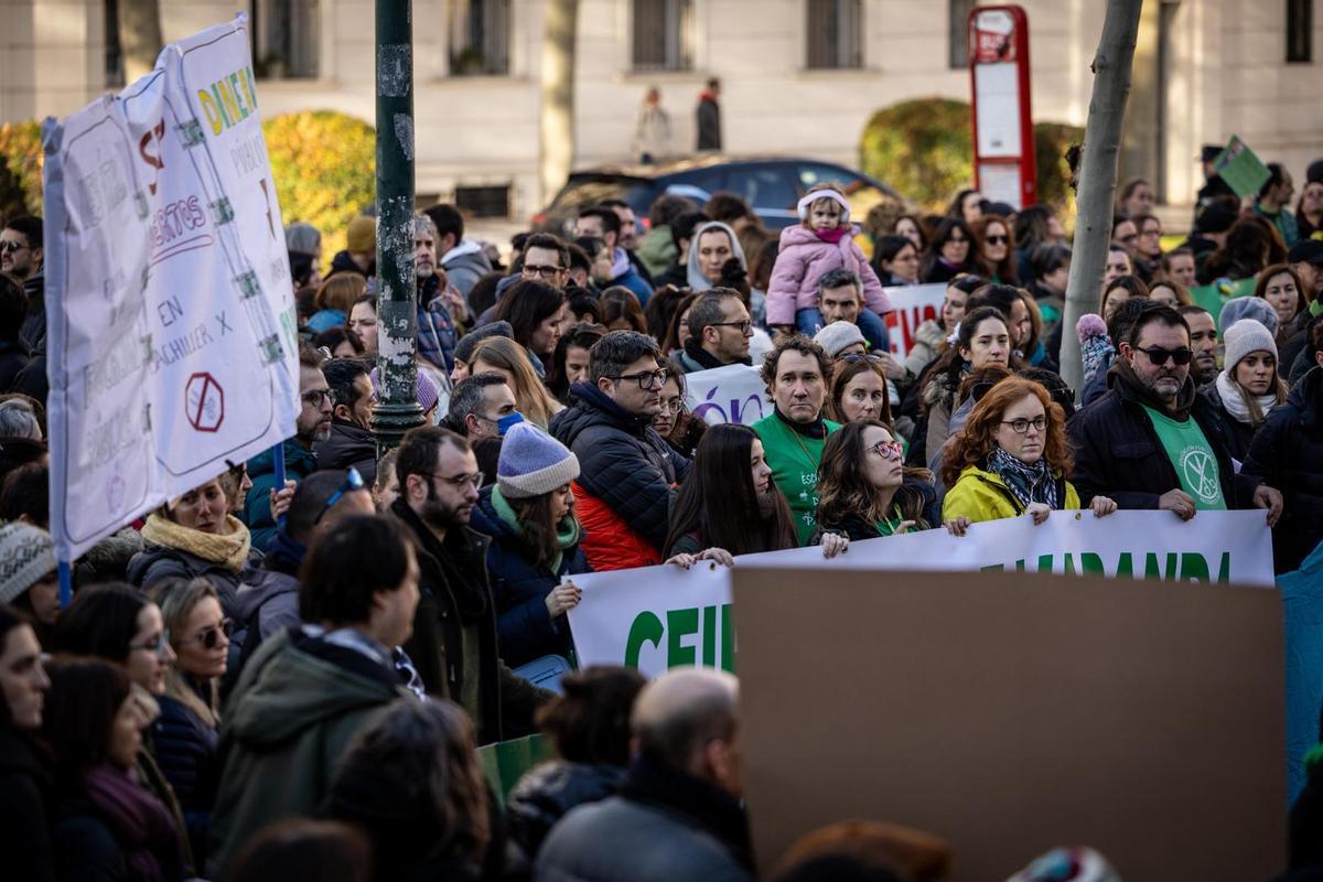Primer día de huelga educativa en Aragón. Primer día de huelga educativa en Aragón.