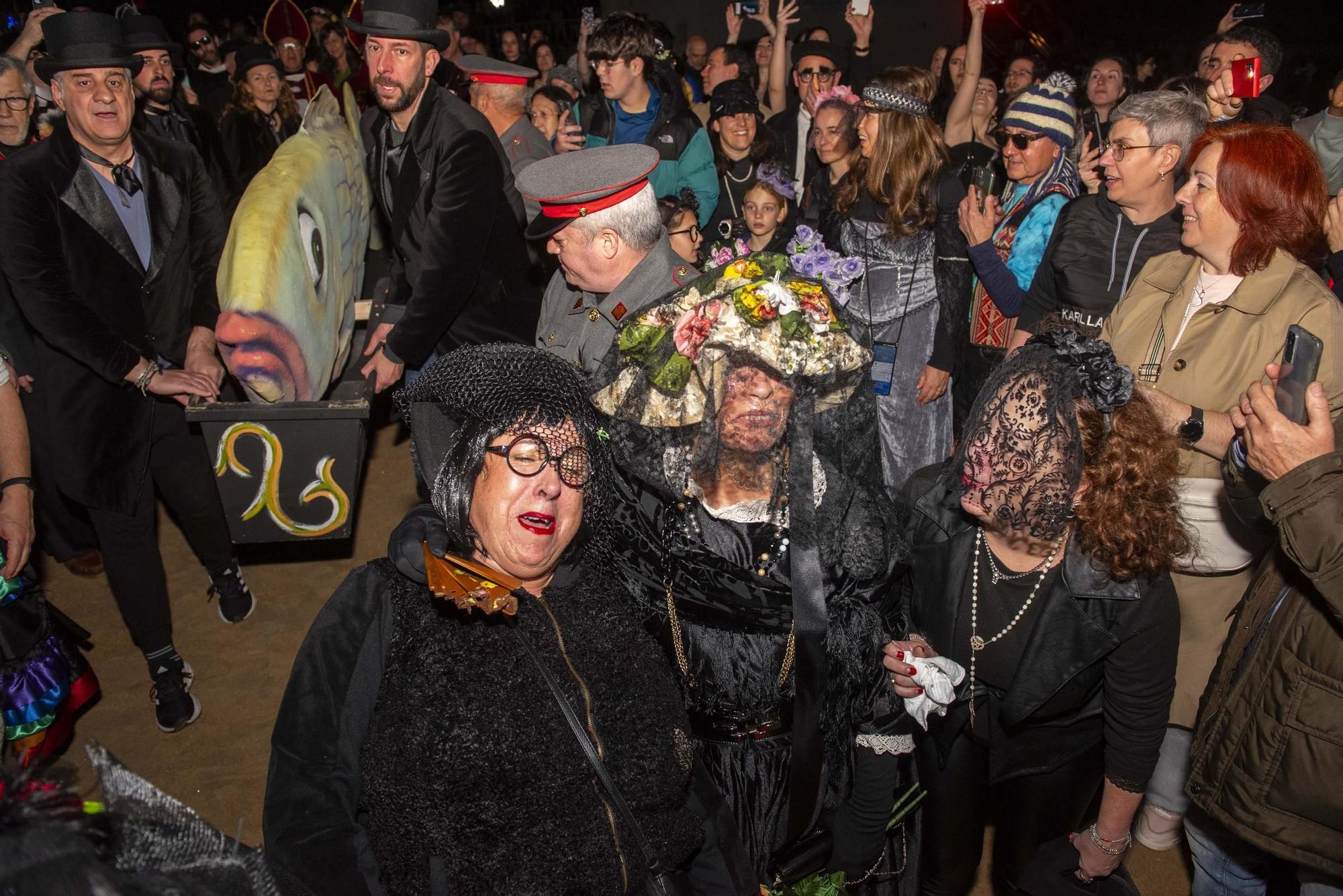 El Entierro de la Sardina cierra el Carnaval de A Coruña 2024