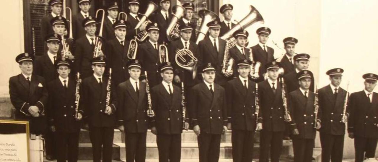 Músicos de la Banda de Silleda, en una actuación en A Coruña en agosto de 1958.