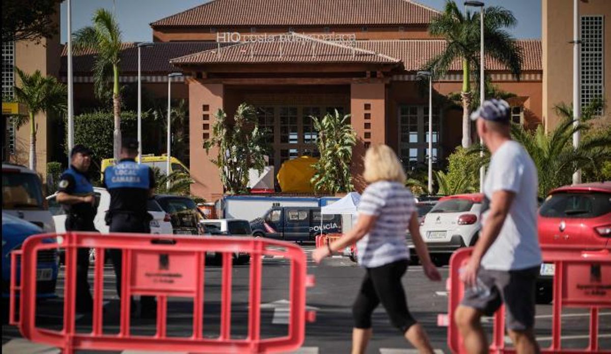 Inside the First Major Quarantine in Spain: The Tenerife Hotel Experience Inside the First Major Quarantine in Spain: The Tenerife Hotel Experience