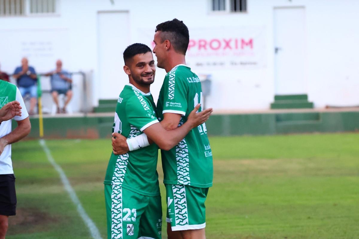 Galería | Así ha sido el espectacular regreso de Roberto Bautista al fútbol