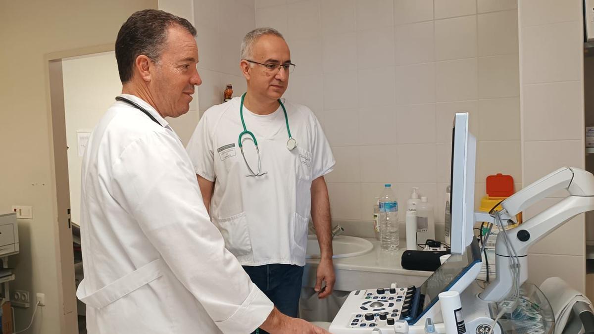 Los dos cardiólogos que se han sumado al servicio en el Hospital de Vinaròs.