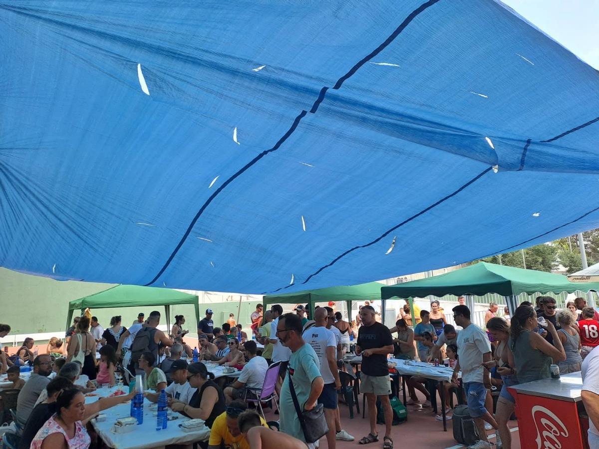El polideportivo de Benicull acoge numerosos eventos deportivos y sociales.