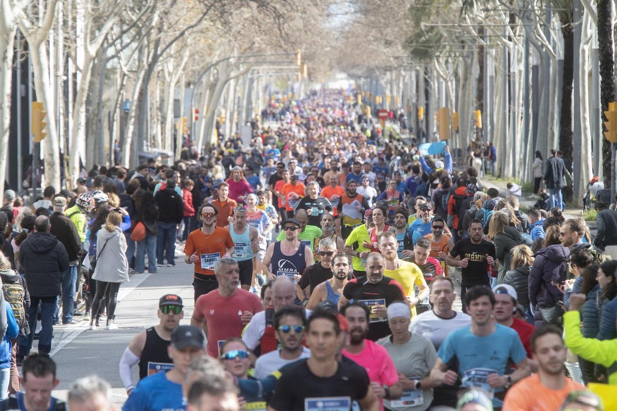 ¿Has participado en la Marató de Barcelona 2024? ¡Búscate en las fotos¡