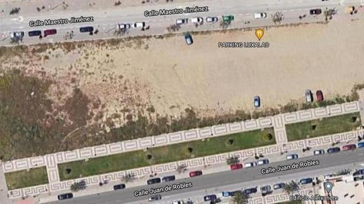 Pastilla de terreno en la que se construirá el mercado municipal de Teatinos