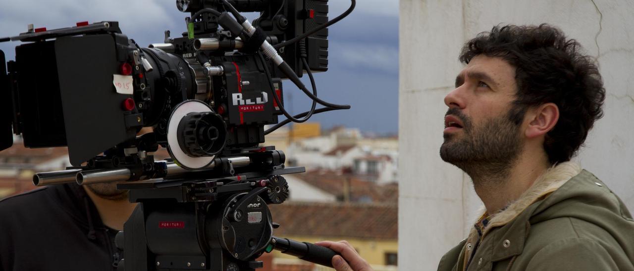 El director de cine madrileño Rodrigo Sorogoyen, durante un rodaje.
