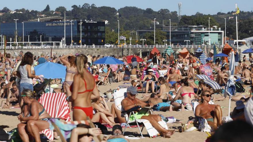 Satisfacción vecinal por la campaña antitabaco en San Lorenzo: &quot;Es bueno por salud y limpieza&quot;