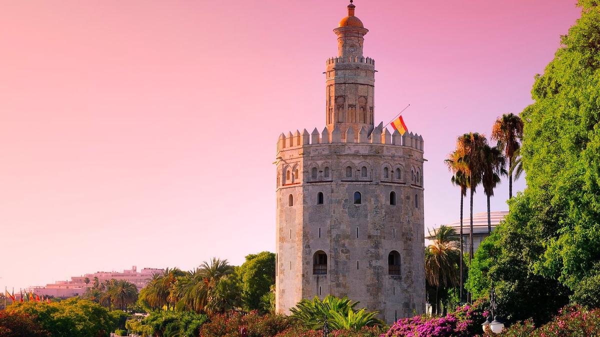 6 cosas que (quizás) no sabías de la Torre del Oro, que cumple 800 años