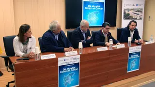 El Hospital de San Vicente aborda en unas jornadas la atención al paciente con cáncer